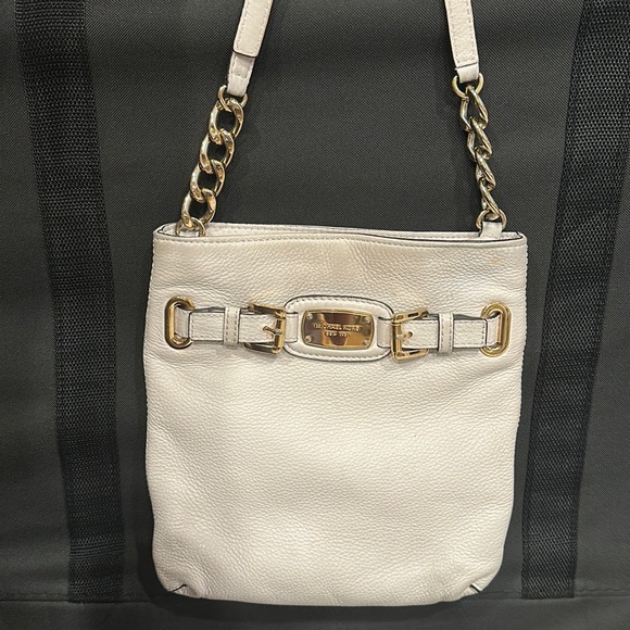 Michael Kors Cross Bag - Picture 1 of 4